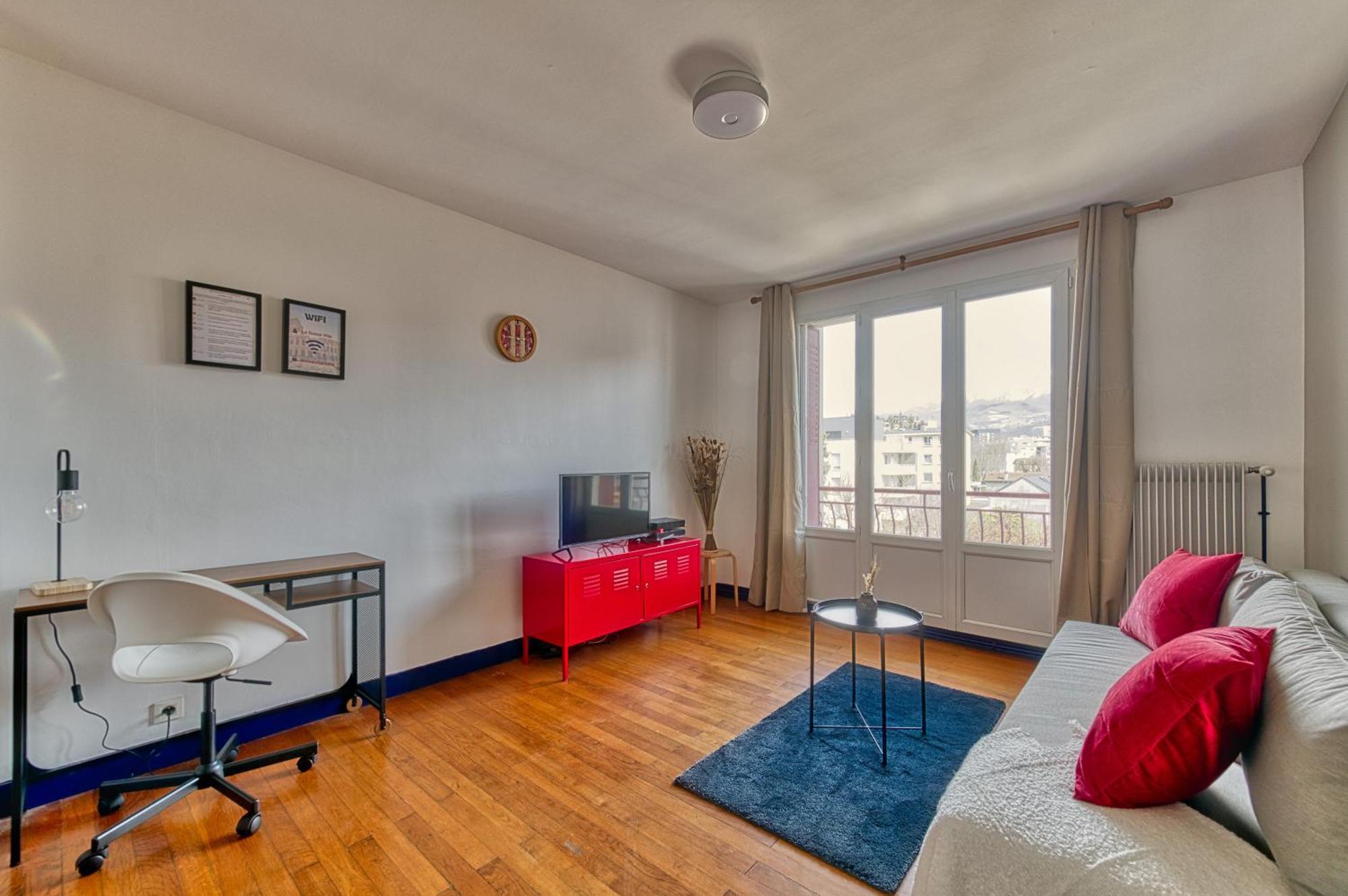 La Dolce Vita¶ Belle Vue ¶ Confort ¶proche Tram Apartment Grenoble