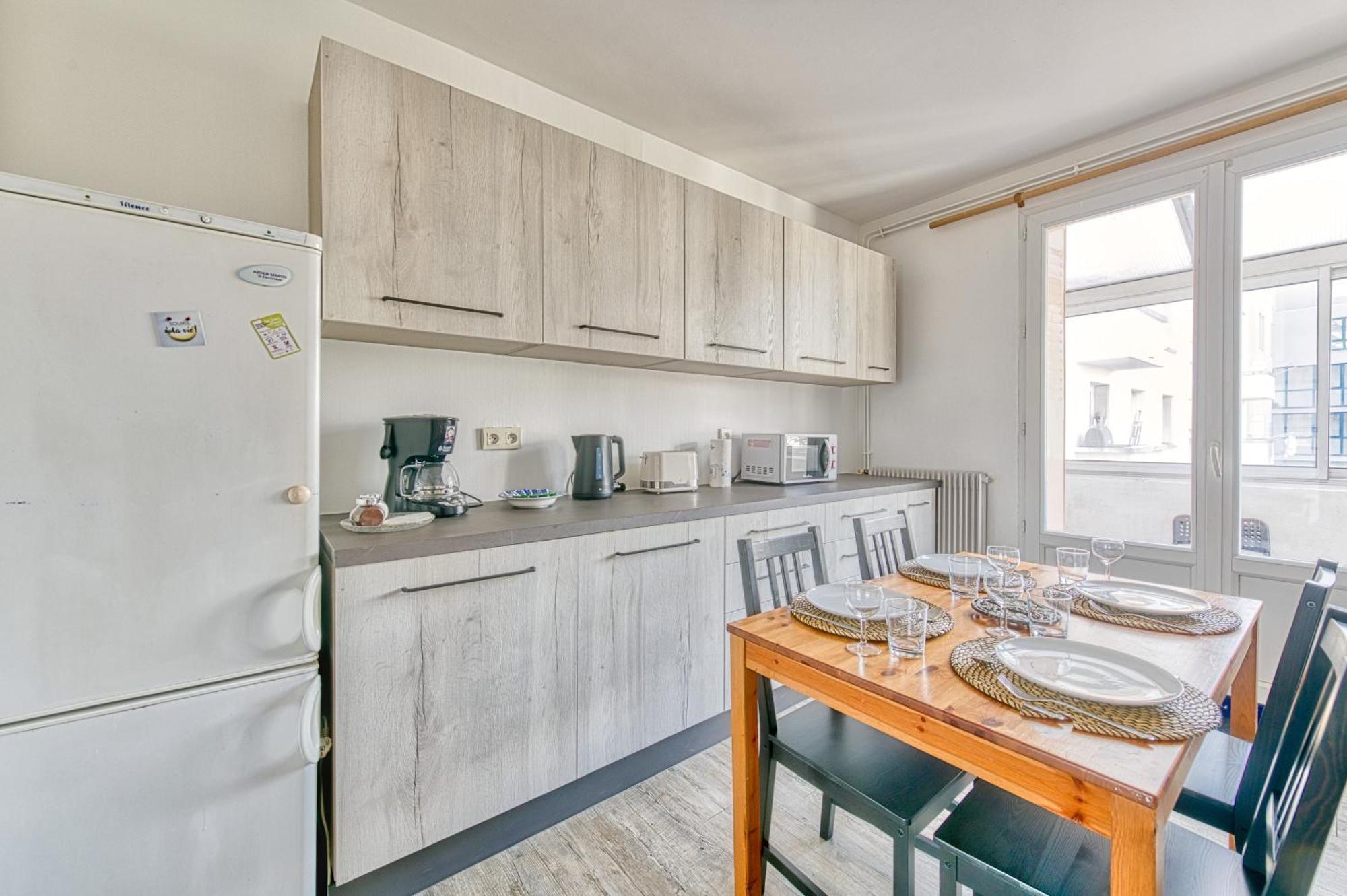 La Dolce Vita¶ Belle Vue ¶ Confort ¶proche Tram Apartment *