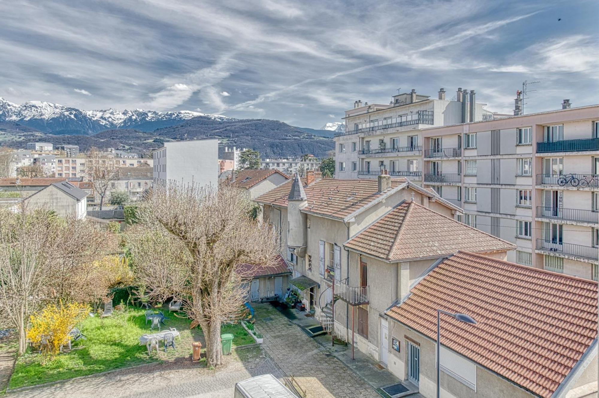 Apartment La Dolce Vita¶ Belle Vue ¶ Confort ¶proche Tram