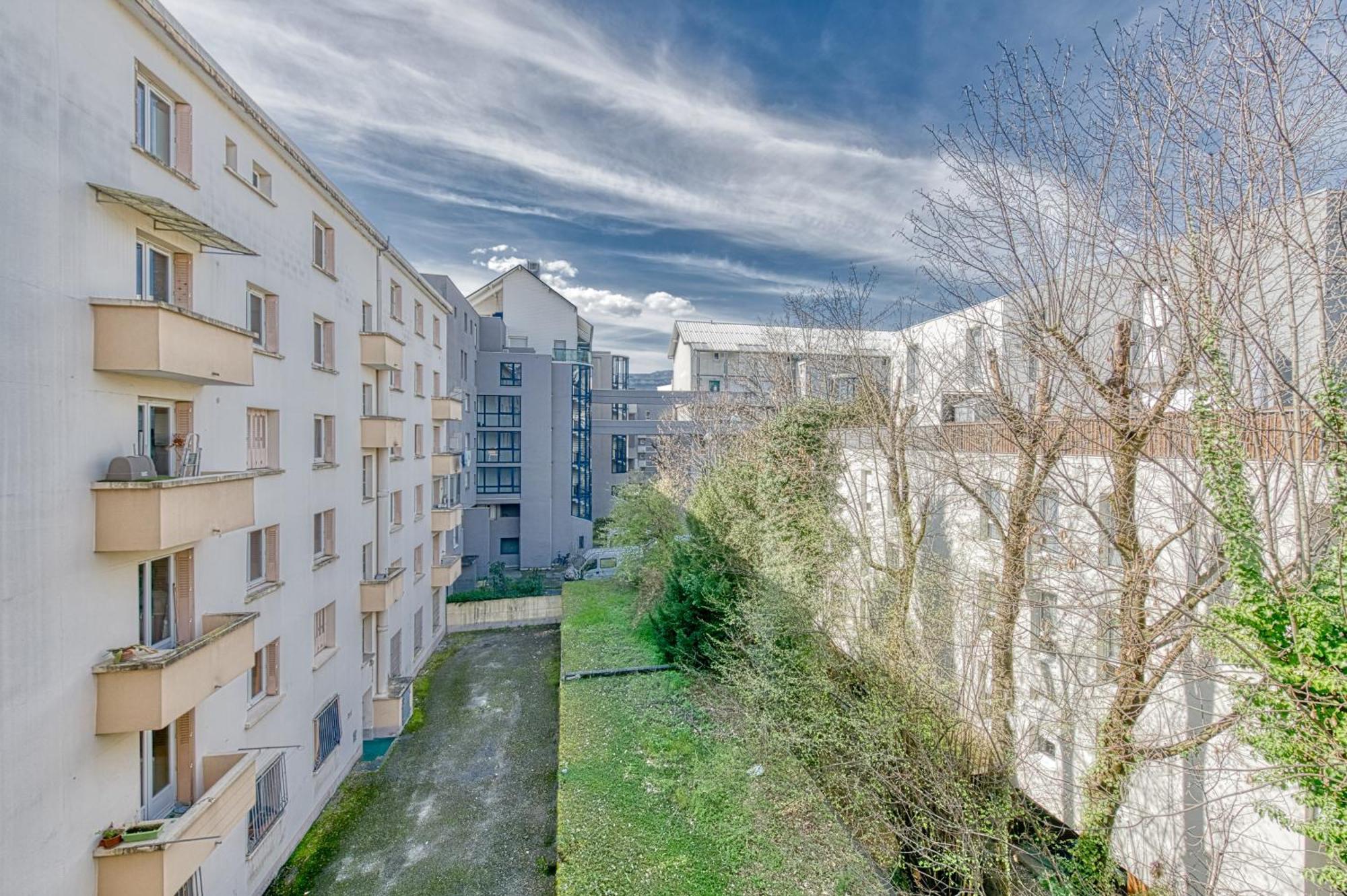 Apartment La Dolce Vita¶ Belle Vue ¶ Confort ¶proche Tram *